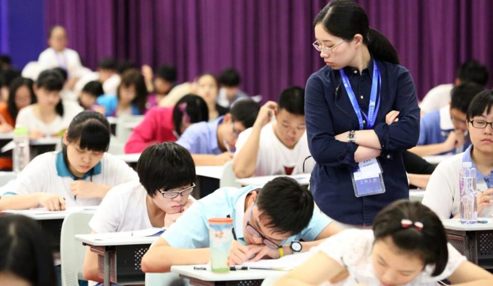 新澳今晚开奖结果查询表34期和高考生防暑指南来了与高考考生如何防暑降温